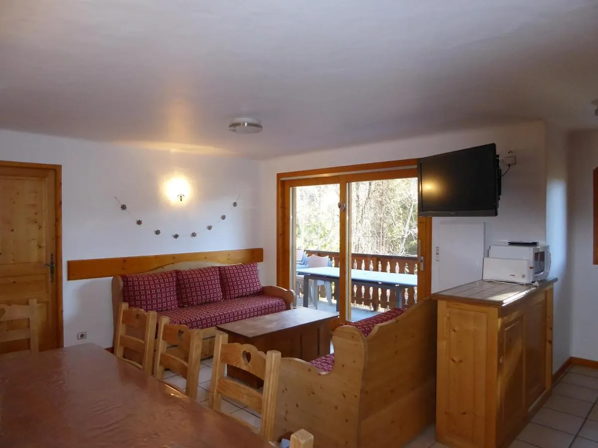 Chalet Spacieux Avec Terrasse, Proche Commerces Et Telecabine, Garage Et Parking Inclus - Fr-1-464-37 La Plagne