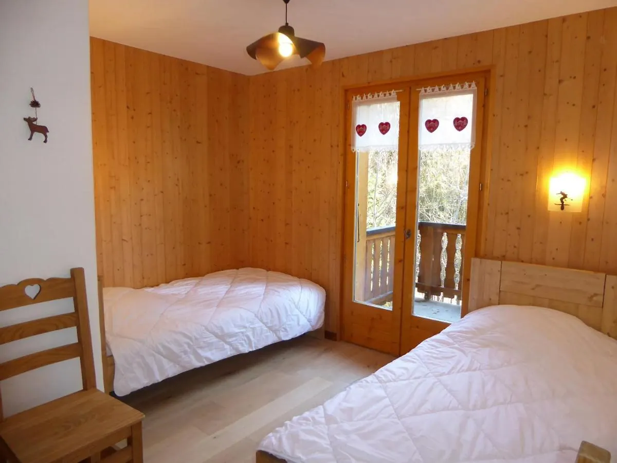 Chalet Spacieux Avec Terrasse, Proche Commerces Et Telecabine, Garage Et Parking Inclus - Fr-1-464-37 La Plagne Apartment